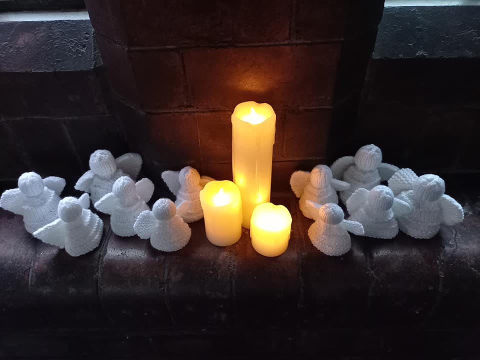 Candles and angels 